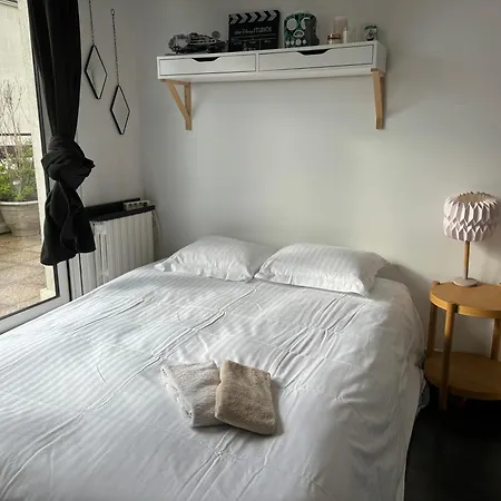 Le Bloy - Grande Terrasse, Proche Paris Apartment
