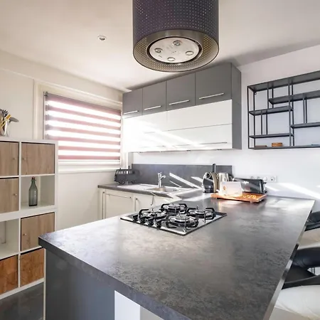 Apartment Le Bloy - Grande Terrasse, Proche Paris *