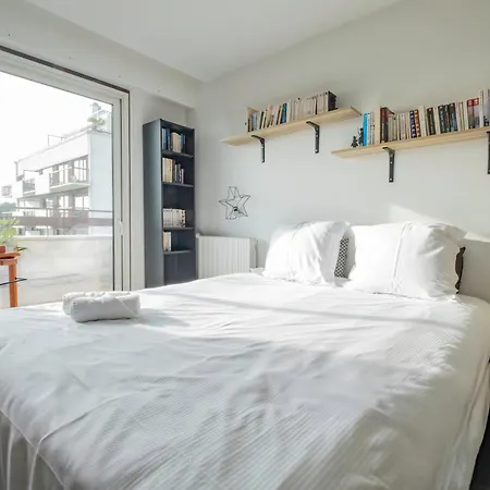 Apartment Le Bloy - Grande Terrasse, Proche Paris